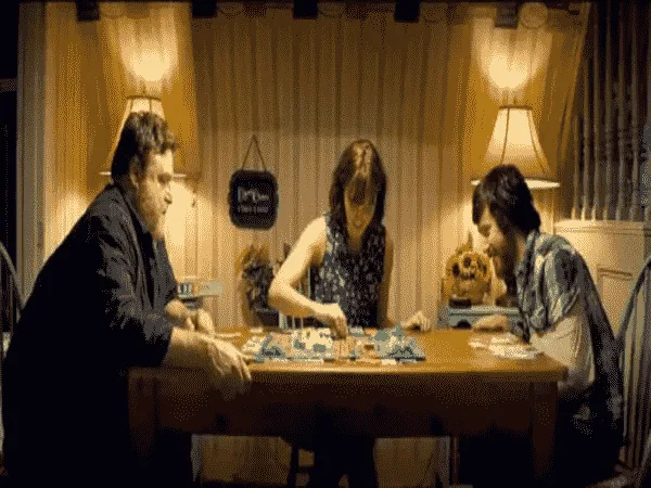 10 Cloverfield Lane happy times inside the bunker