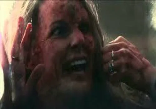 10 Cloverfield Lane woman in distress